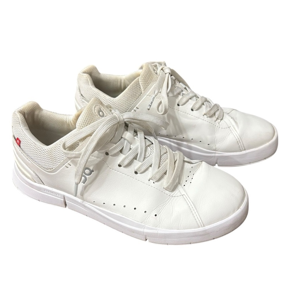 On The Roger Advantage Sneakers Shoes Tennis White Leather Size 9